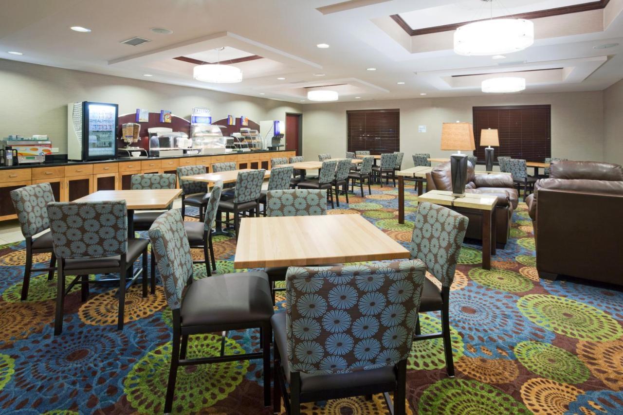 Holiday Inn Express And Suites Rochester West-Medical Center By Ihg Exteriér fotografie