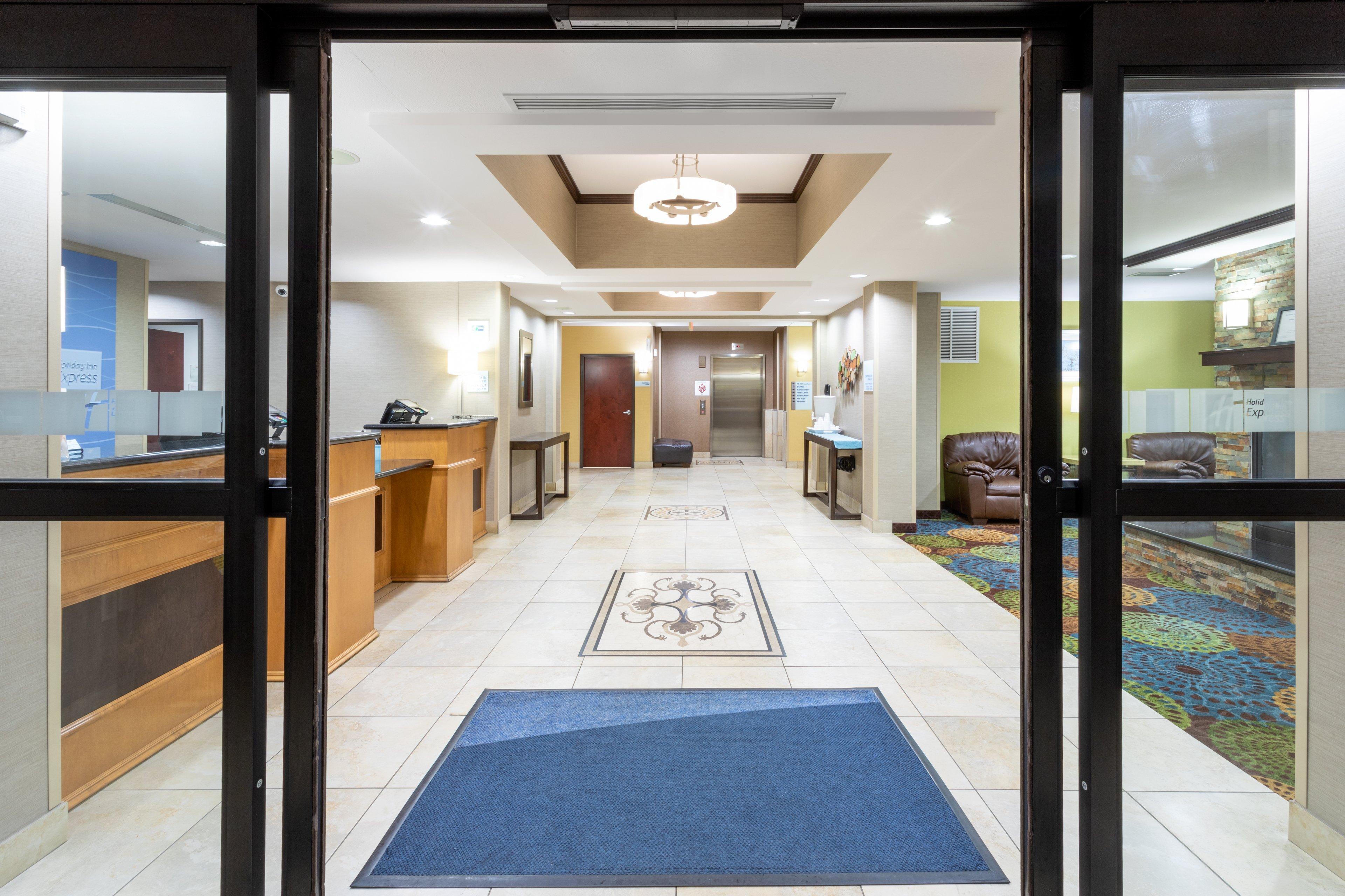 Holiday Inn Express And Suites Rochester West-Medical Center By Ihg Exteriér fotografie